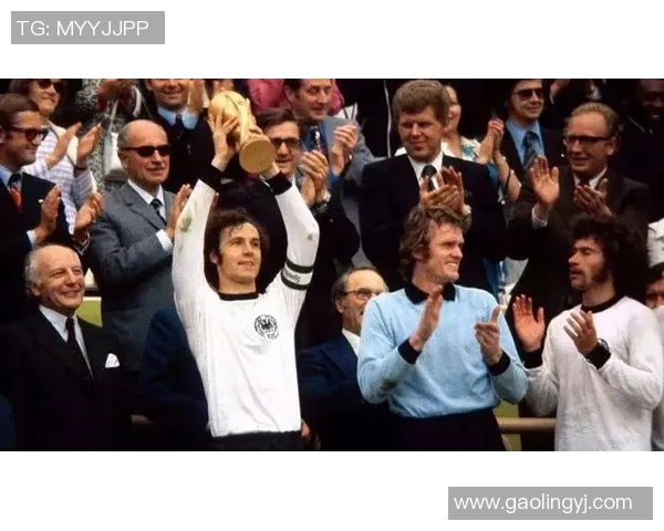 皇帝照：足球传奇的荣耀瞬间展现球王风采